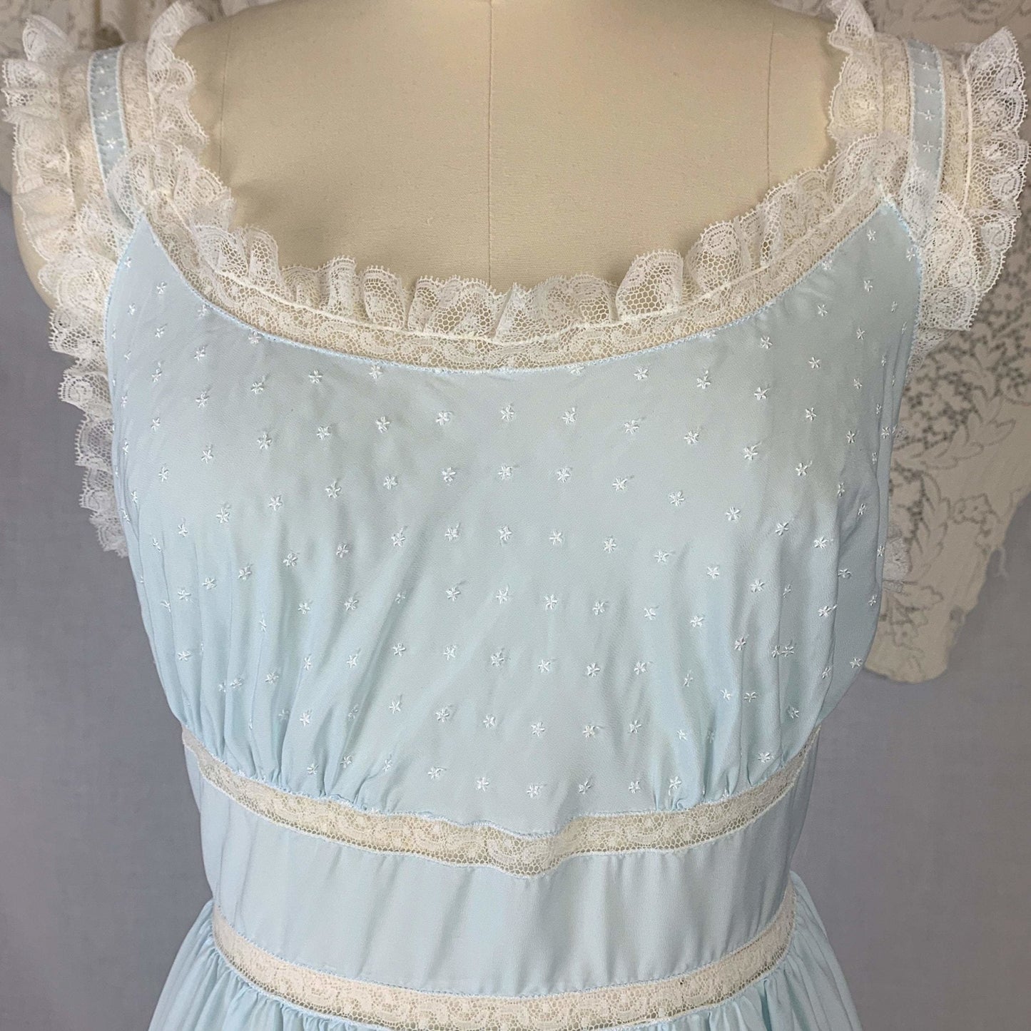 Vintage 1950's Nightgown | Sky Blue Rayon Blend with White Ruffled Lace & Star Embroidery | Size M, LG | Barbizon - Daggers & Dames
