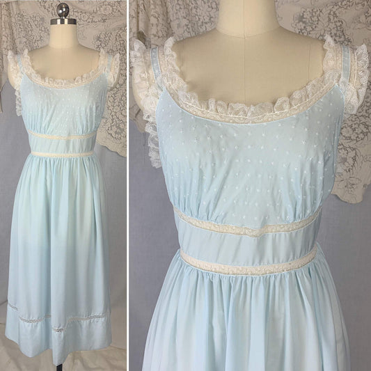 Vintage 1950's Nightgown | Sky Blue Rayon Blend with White Ruffled Lace & Star Embroidery | Size M, LG | Barbizon - Daggers & Dames