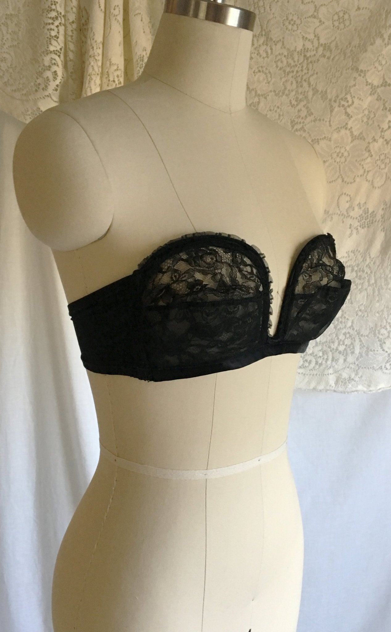 Vintage 1950's Overwire Bra | Black Chantilly Lace with Satin & Ruffles | Lilly of France | Size 34 C - Daggers & Dames