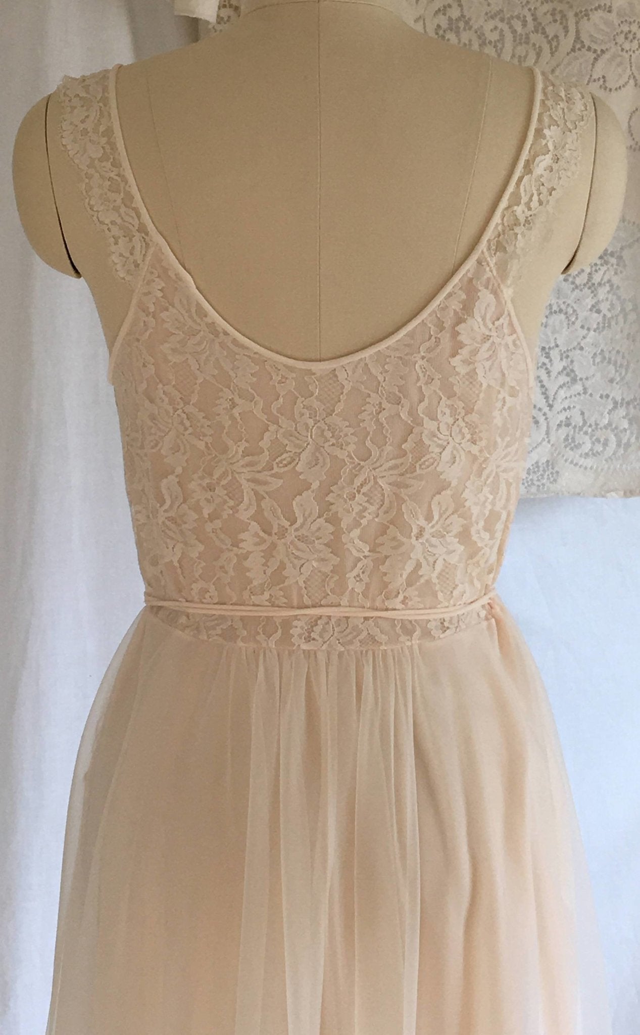 Vintage 1950's Peignoir Set | Pink Chiffon with Lace | Babydoll Lingerie Set | Bridal Lingerie | Vanity Fair | Size S - Daggers & Dames