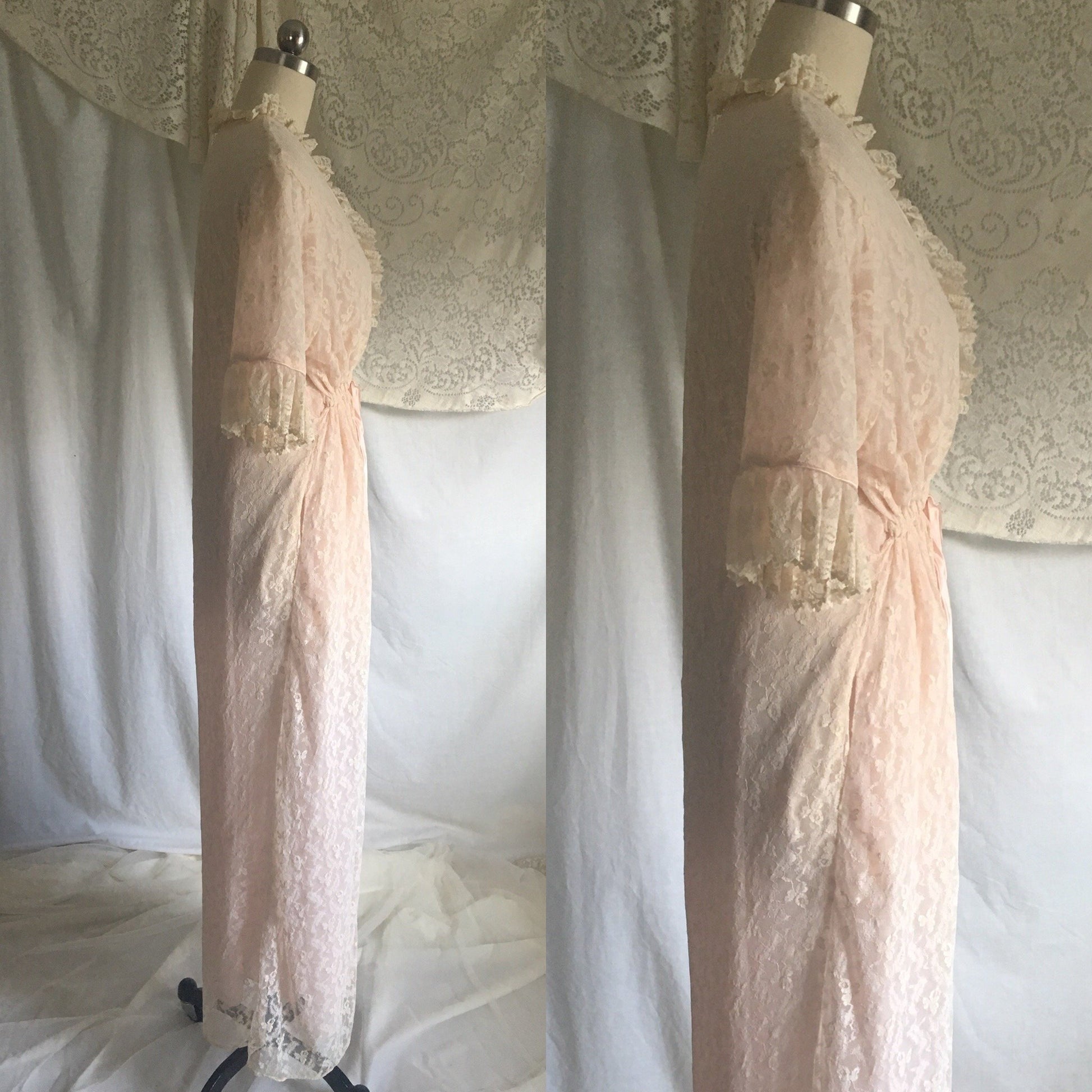 Vintage 1950's Robe | Ivory Lace with Rhinestone Buttons & Pale Pink Nylon | Size M, LG - Daggers & Dames