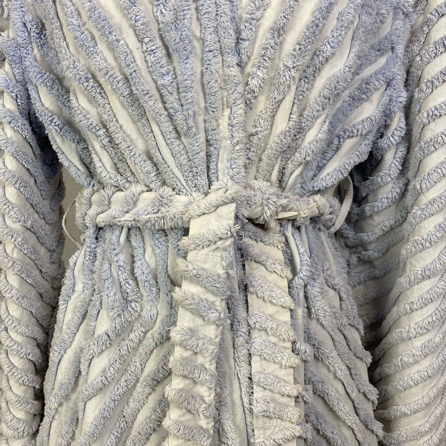 Vintage 1950's Robe | Periwinkle Blue Candlewick Chenille with Wide Sleeves | Size M, LG | Fruit of the Loom - Daggers & Dames