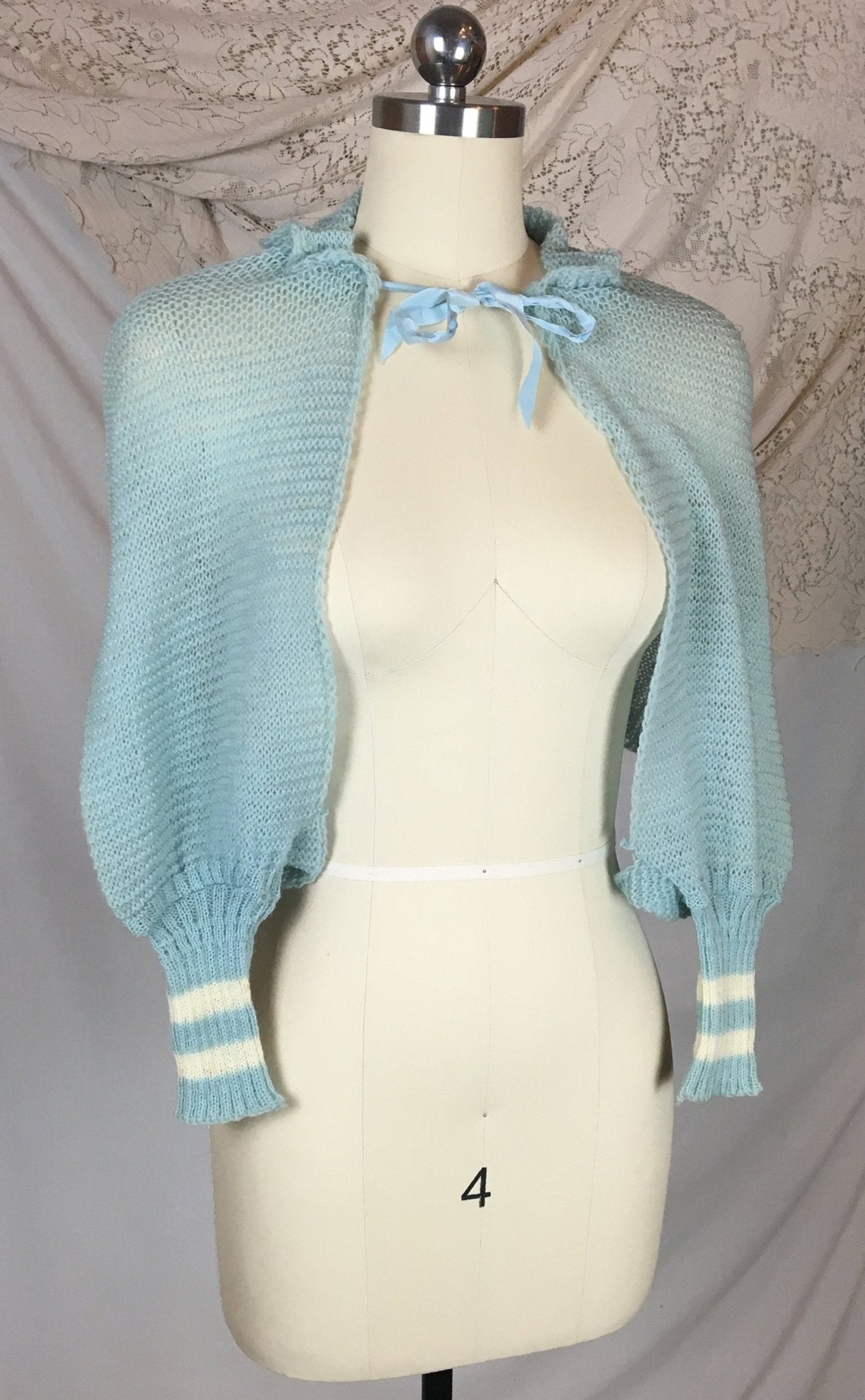 Vintage 1950's Shoulderette Shrug | Baby Blue & White Yarn Knit with Satin Tie | Size XS, SM, MED - Daggers & Dames