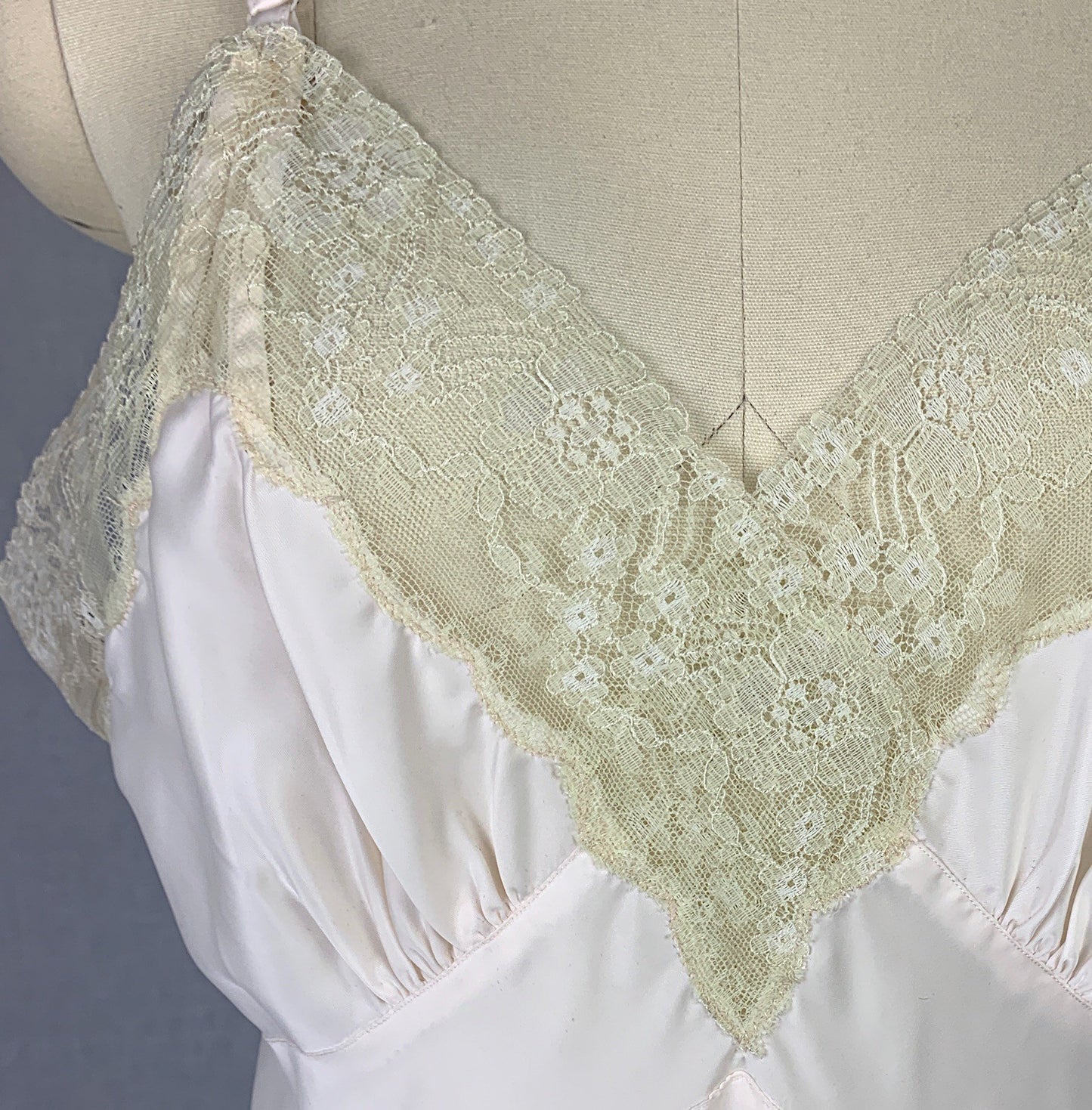 Vintage 1950's Slip | Palest Pink Nylon Satin with Ruffled Chiffon & Floral Lace | Size M, LG | Lady Lynn -Never Worn - Daggers & Dames