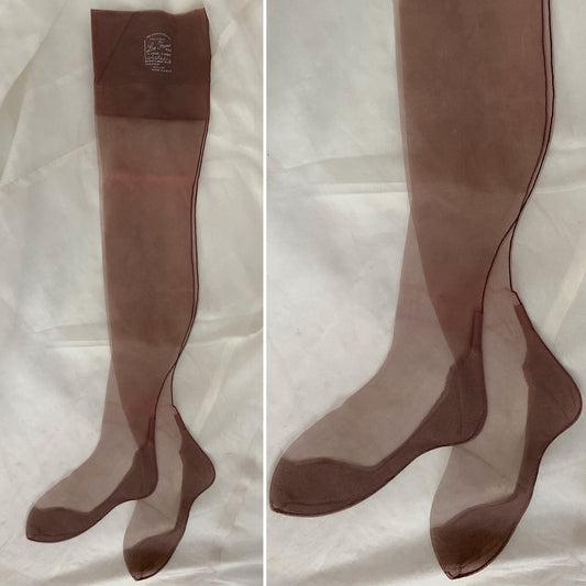 Vintage 1950's Stockings | Full Fashioned Tan Nylon with Black Threaded Exposed Seams & Cuban Heel | Size 8.5, 9, 9.5 | La France - Daggers & Dames