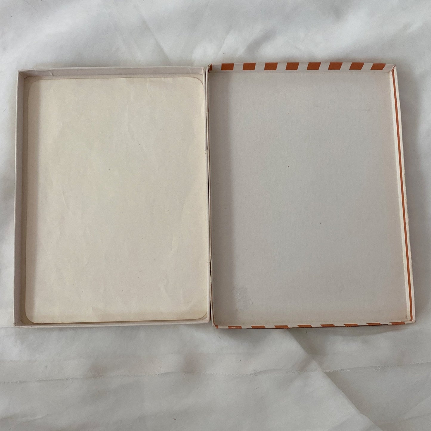 Vintage 1950's Stockings | Full Fashioned Tan Nylon with Exposed Seams & Original Box | Size 8.5, 9 | Corliss Hosiery - Daggers & Dames