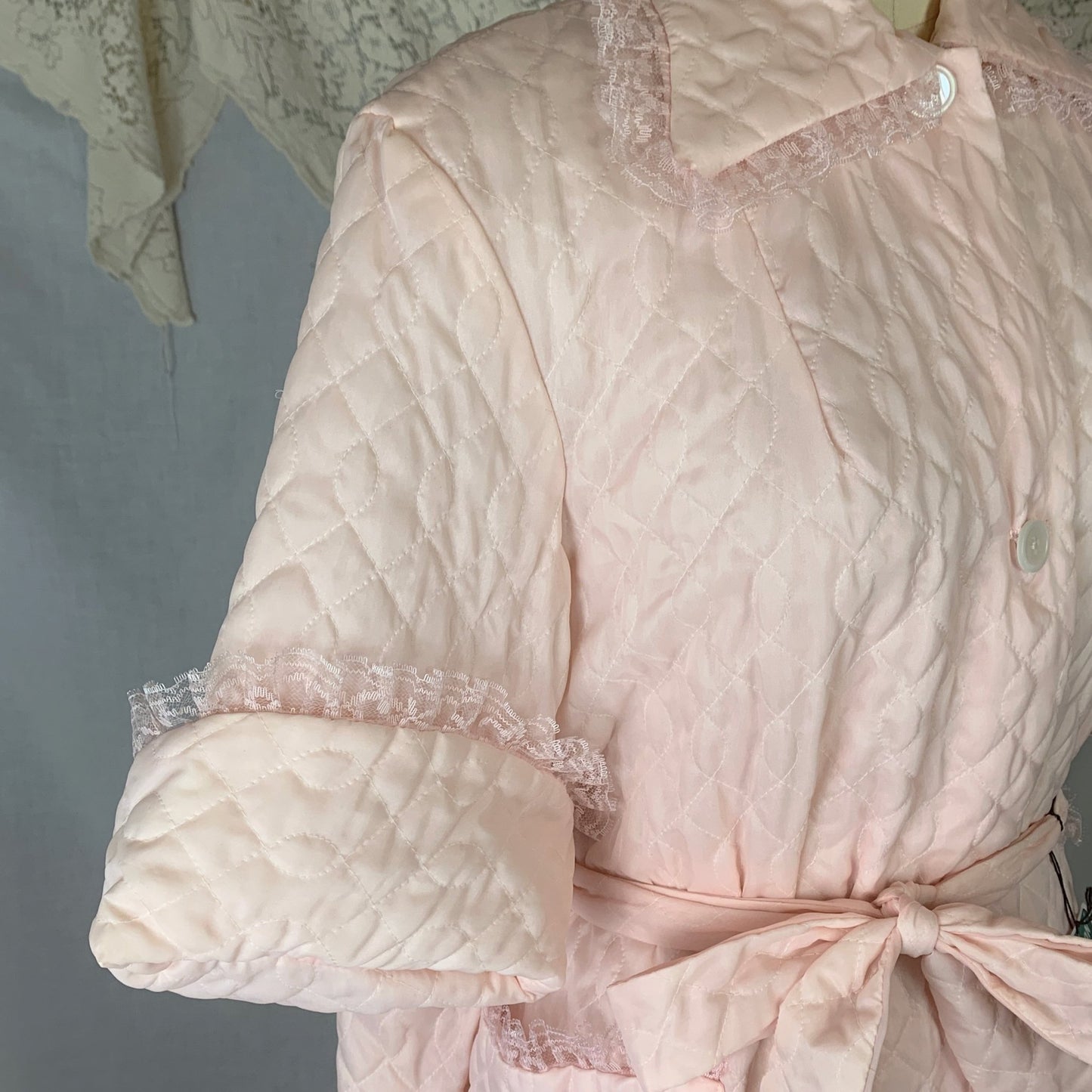 Vintage 1950's Tent Robe | Light Pink Quilted Nylon with Lace | Size Free | Cadillac - New with Tag - Daggers & Dames