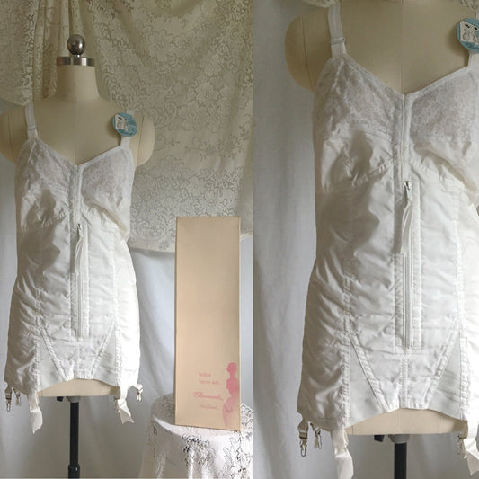 Vintage 1960's All in One Girdle | Crisp White Cotton with Lace Bullet Cups | Charmode Nu-Back, with Original Box | Size 0XL, 1XL, XXL - Daggers & Dames