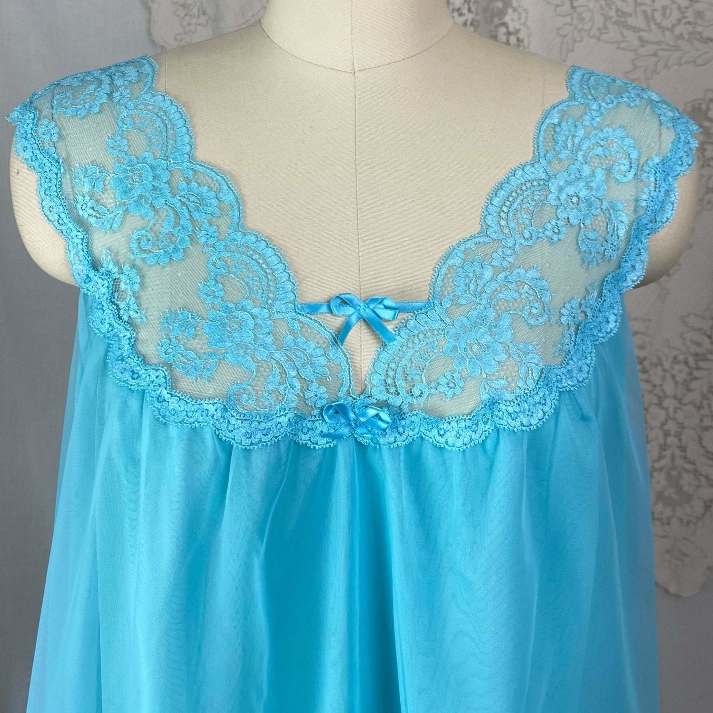 Vintage 1960's Babydoll Nightgown | Bold Cerulean Blue Nylon Chiffon with Lace | Size M, LG | Vanity Fair - Daggers & Dames
