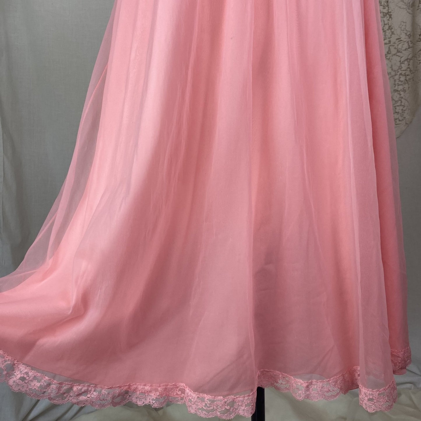 Vintage 1960's Babydoll Nightgown | Bright Bubblegum Pink Nylon Chiffon with Lace | Size M, LG | Shadowline - Daggers & Dames