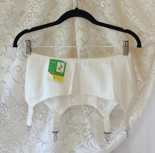 Vintage 1960's Garter Belt | White Embroidered Cotton & Lace | New Old Stock | Button-up Side | Size SM - MED - Daggers & Dames
