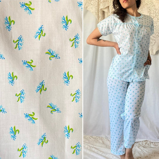 Vintage 1960's Pajama Set | Unworn Light Sky Blue Cotton with Floral Print | Size S - Daggers & Dames