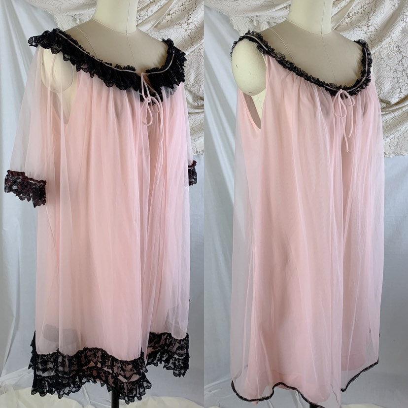 Vintage 1960's Peignoir Set | Bubblegum Pink Nylon Chiffon with Black Ruffled Lace | Size M, LG, XL - Daggers & Dames