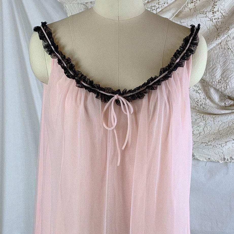Vintage 1960's Peignoir Set | Bubblegum Pink Nylon Chiffon with Black Ruffled Lace | Size M, LG, XL - Daggers & Dames