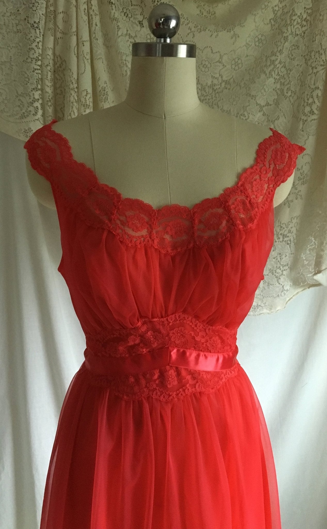 Vintage 1960's Peignoir Set | Red Nylon Chiffon with Lace & Satin Ribbon | Vanity Fair | Size M, LG - Daggers & Dames