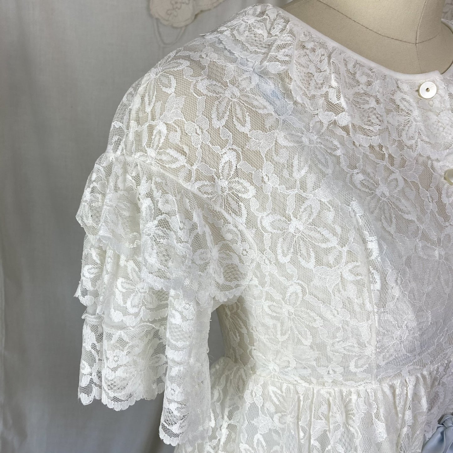 Vintage 1960's Peignoir Set | White Floral Lace with Ruffles & Pale Blue Satin | Size XS | Aristocraft - Daggers & Dames