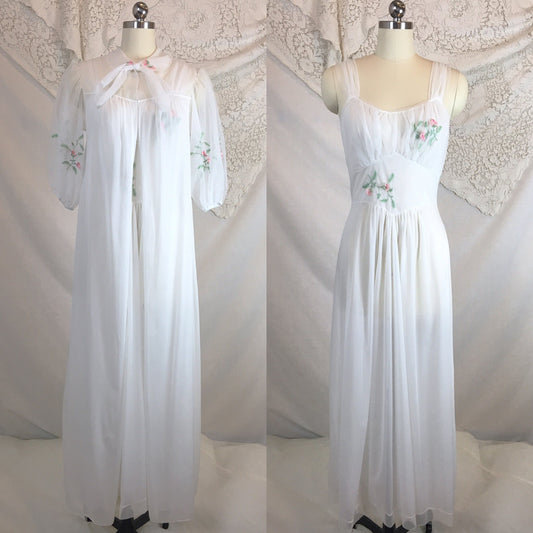 Vintage 1960's Peignoir Set | White Nylon Chiffon with Floral Embroidery & Applique | Vanity Fair | Size S - Daggers & Dames
