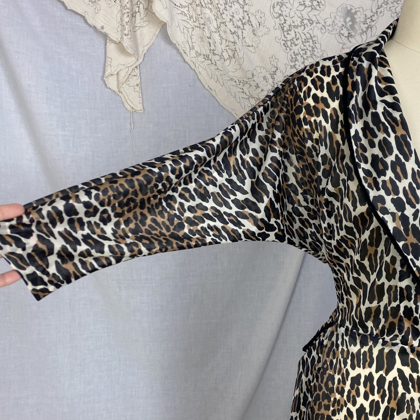 Vintage 1960's Robe | Leopard Print Nylon with Black Velvet Edging | Size LG | Vanity Fair - Daggers & Dames