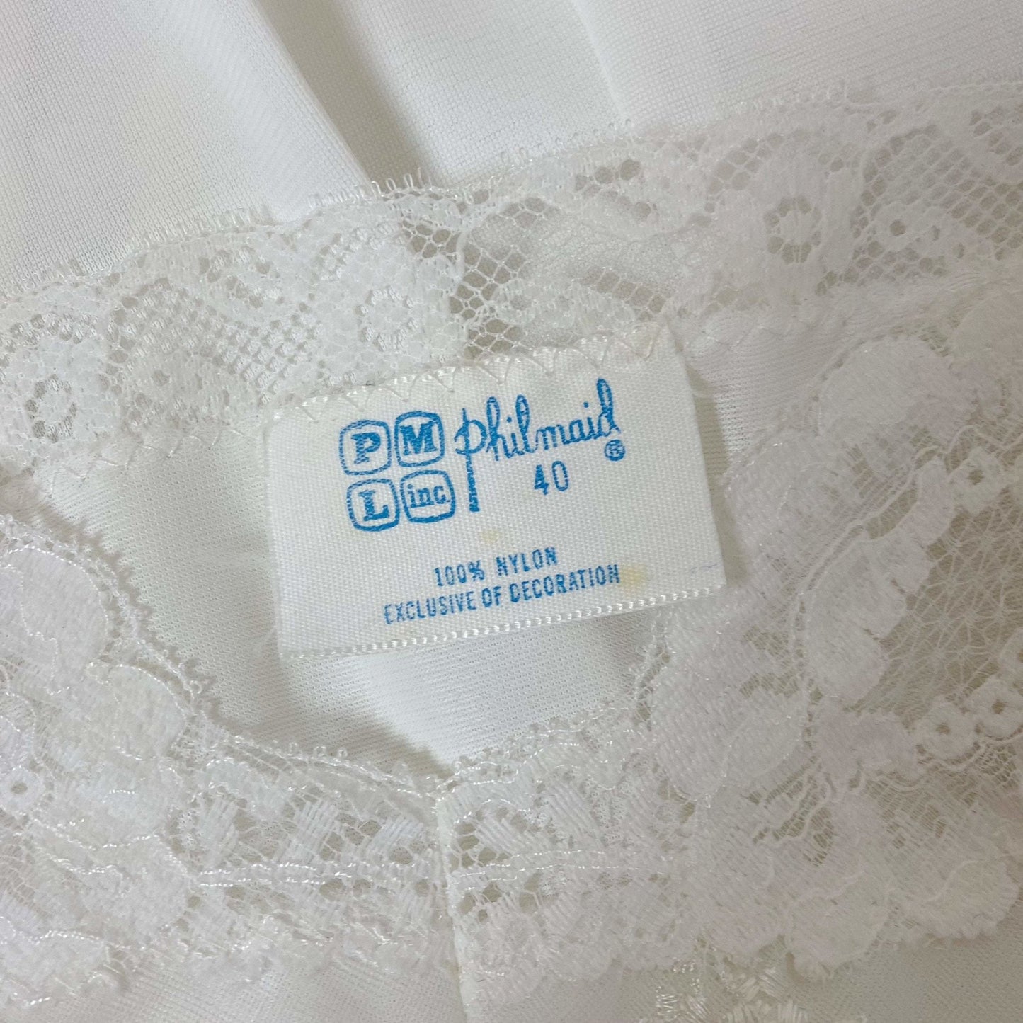Vintage 1960's Slip | Bright White Nylon with Lace Appliques | Size 38-44 Bust, M/LG - Daggers & Dames