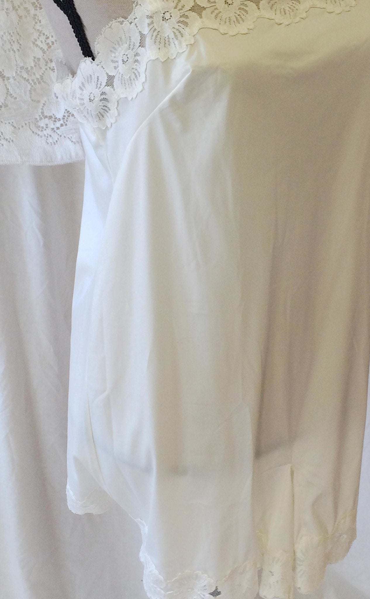 Vintage 1960's Teddy Romper | White Nylon & Lace with Snap Crotch | Gaymode | Size SM - MED - Daggers & Dames