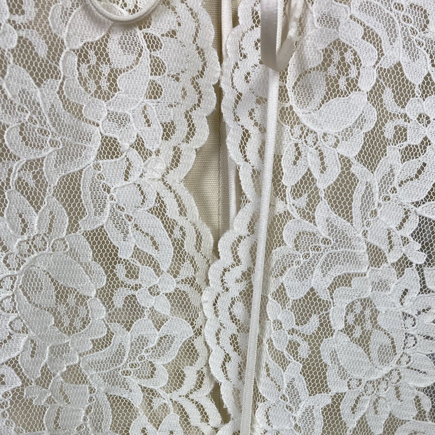 Vintage 1970's Peignoir Robe | Ivory Cream Floral Lace with High Neck & Wide Sleeves | Size S - Daggers & Dames