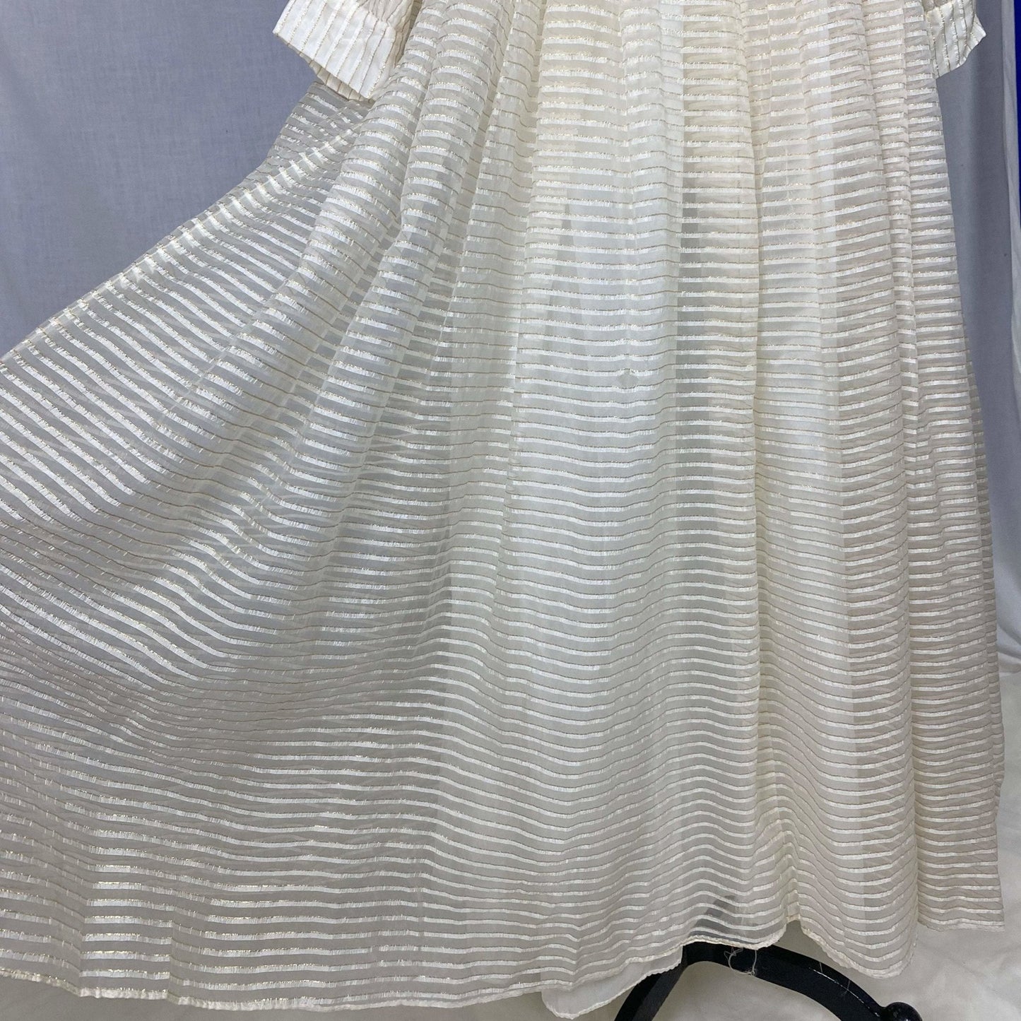 Vintage Hostess Gown - 1950's | White Organza with Gold Pinsripes & Pussy Bow | Size XS, S | Maxan - Daggers & Dames