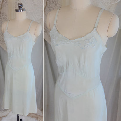 1940's Slip - Mint Green Cold Rayon with Bow Embroidery by Corette | Small, Medium