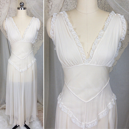 1930s - 1940s Nightgown - Sheer Bone White Silk Crepe with Bobbin Lace & Satin Detail | XS, Small - Daggers & Dames