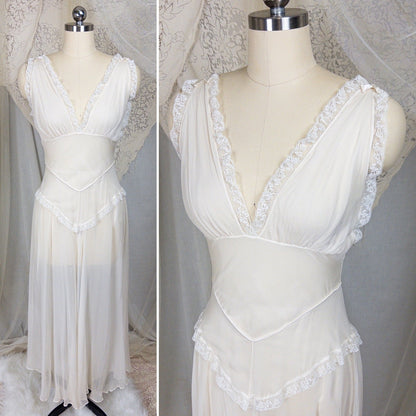 1930s - 1940s Nightgown - Sheer Bone White Silk Crepe with Bobbin Lace & Satin Detail | XS, Small - Daggers & Dames