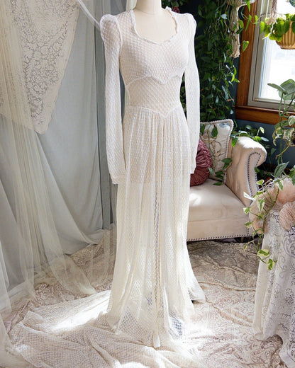 1930s - 1940s Wedding Dress - Long Sleeved Ivory Cotton Crochet with Satin Buttons | XS, Small - Daggers & Dames