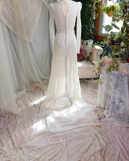 1930s - 1940s Wedding Dress - Long Sleeved Ivory Cotton Crochet with Satin Buttons | XS, Small - Daggers & Dames