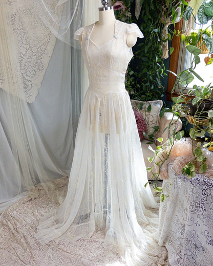 1930s - 1940s Wedding Dress - Sheer Ivory Rayon Chiffon with Raised Floral Motif & Train | Small, Medium - Daggers & Dames