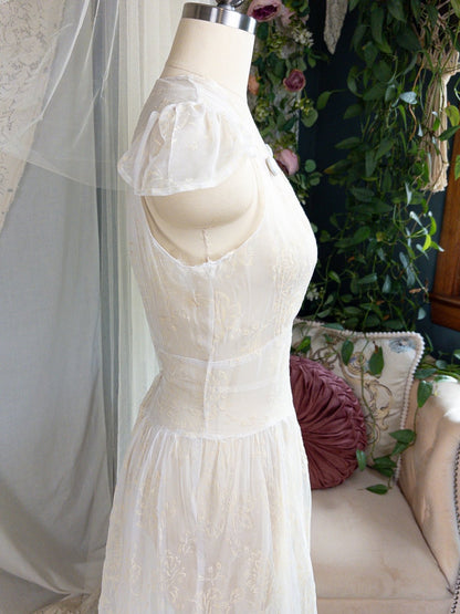 1930s - 1940s Wedding Dress - Sheer Ivory Rayon Chiffon with Raised Floral Motif & Train | Small, Medium - Daggers & Dames