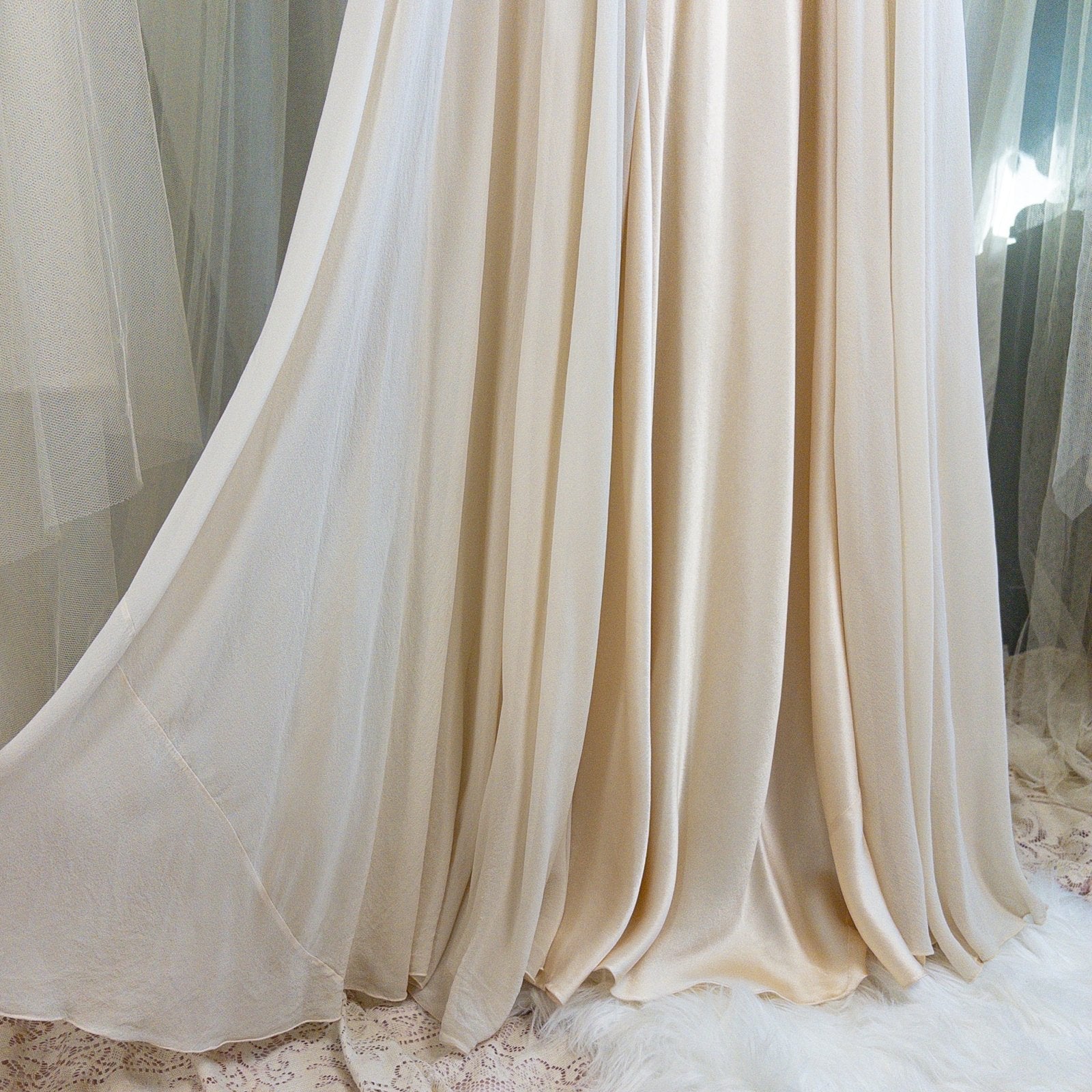 1930s Nightgown & Peignoir Set - Hand Stitched Golden Taupe Silk with Heart Appliqués | XS - Daggers & Dames