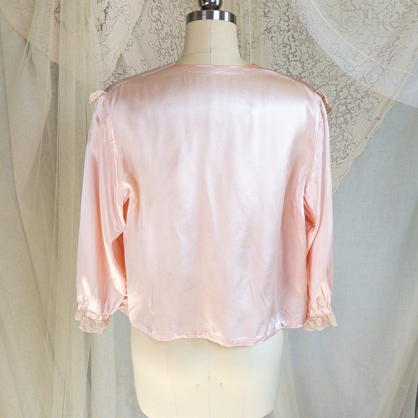 1940's Bed Jacket - Rose Pink Rayon Satin with Ruffled Nude Cotton Lace - Daggers & Dames