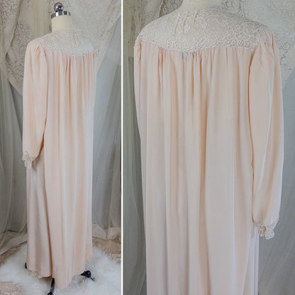 1940's Nightgown & Peignoir Set - Warm Nude Rayon with Ivory Fan Patterned Lace by DuBenay - Daggers & Dames