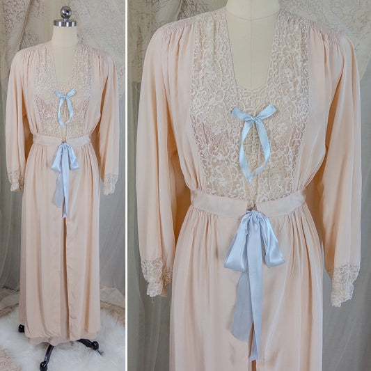 1940's Nightgown & Peignoir Set - Warm Nude Rayon with Ivory Fan Patterned Lace by DuBenay - Daggers & Dames