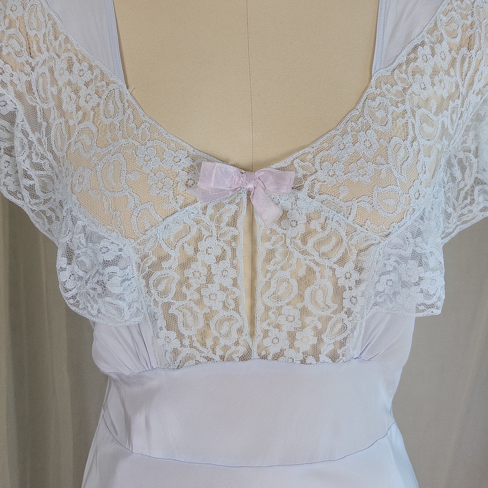 1940's Nightgown - Periwinkle Blue Rayon with Floral Lace & Keyhole Neckline by Lady Edso | Small, Medium - Daggers & Dames