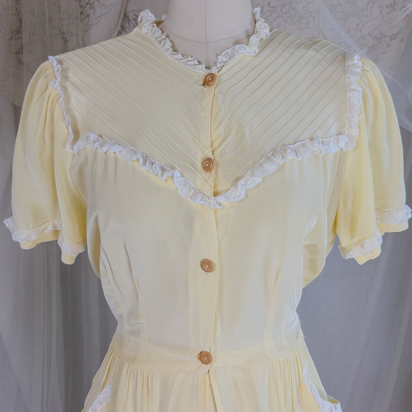 1940's Pajama Set - Daffodil Yellow Rayon with Ruffled White Lace by Seamprufe | Small, Medium - Daggers & Dames