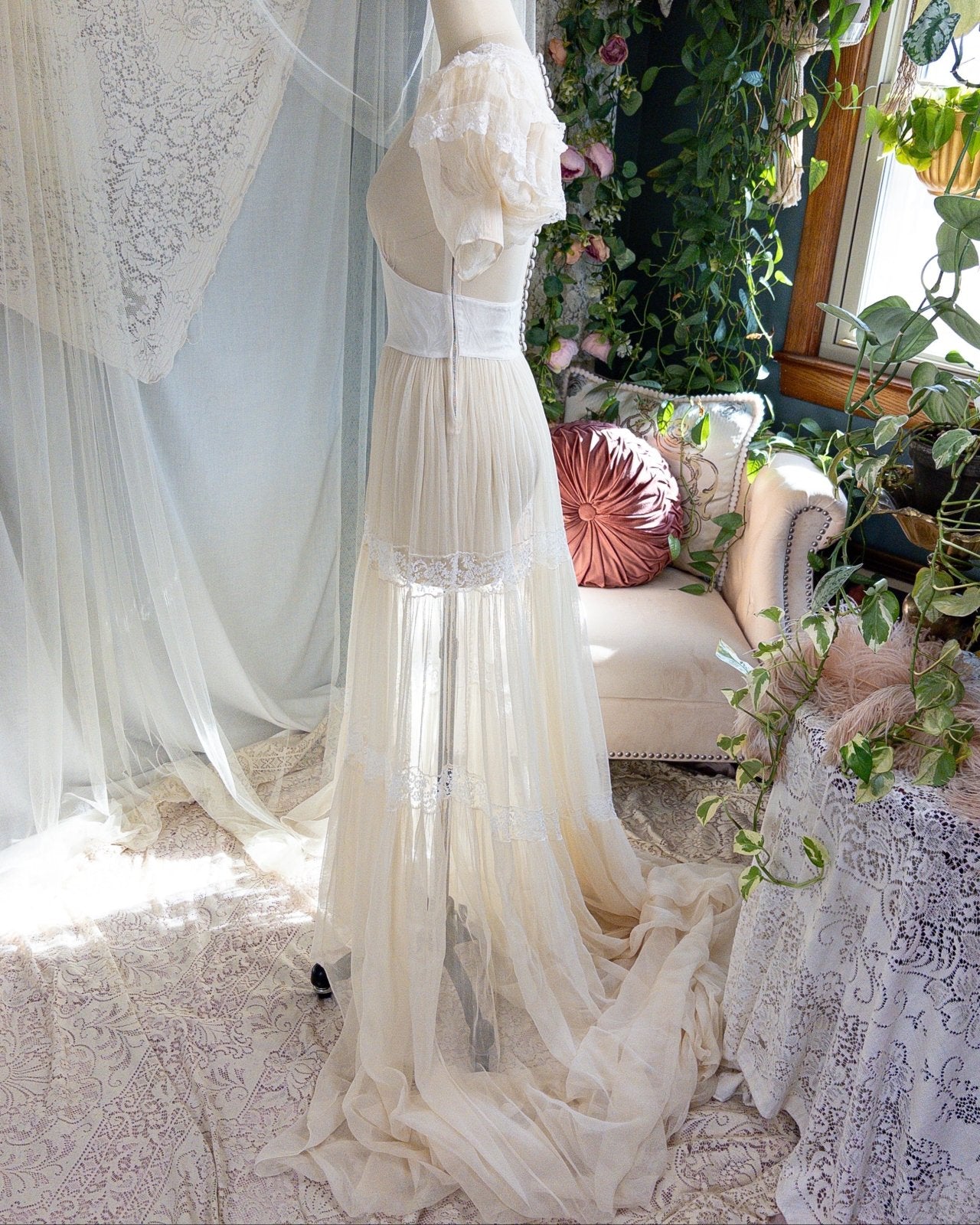 1940s Wedding Dress - Sheer Warm Ivory Rayon Chiffon with Princess Puffed Sleeves | XXS, XS - Daggers & Dames