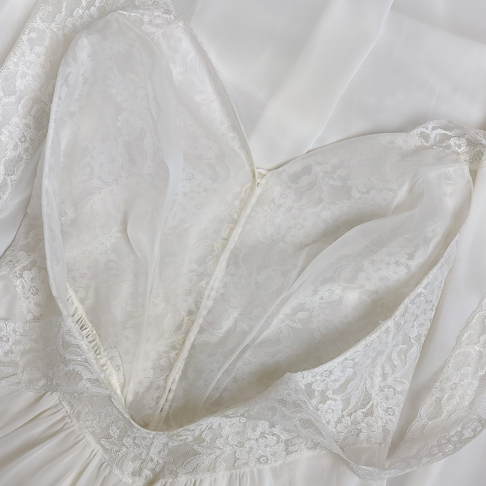 1950's - 1960's Nightgown - White Nylon with Heart Shaped Lace Button - up Bodice & Open Back by Colura - Daggers & Dames