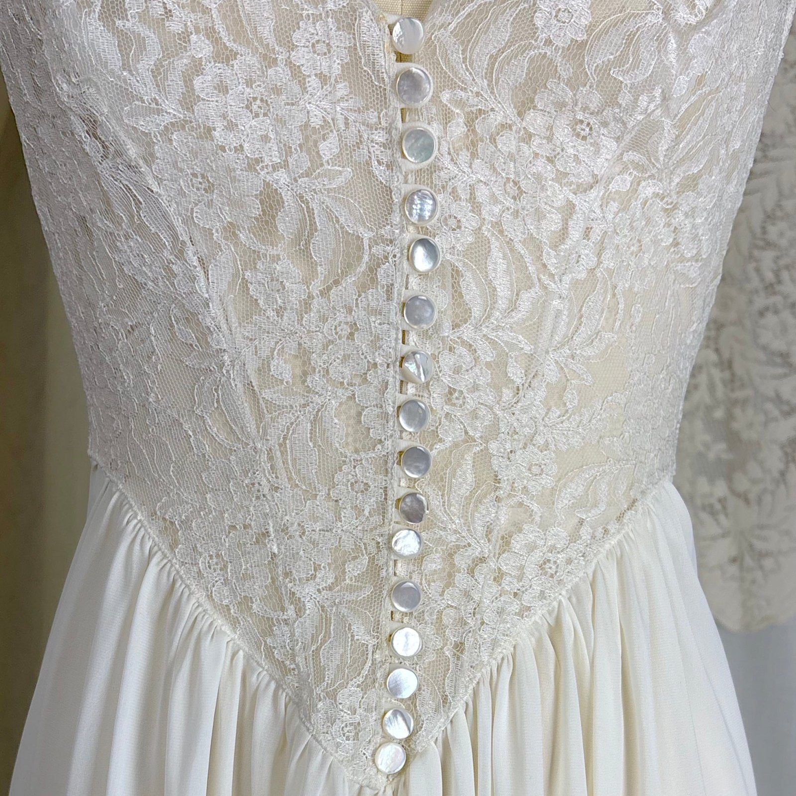 1950's - 1960's Nightgown - White Nylon with Heart Shaped Lace Button - up Bodice & Open Back by Colura - Daggers & Dames