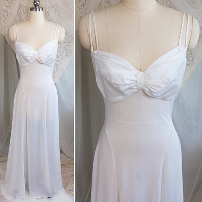 1950s Nightgown & Peignoir Set - White Nylon with Large Satin Bow Detail & Portrait Collar by Rogers | Small, Medium - Daggers & Dames