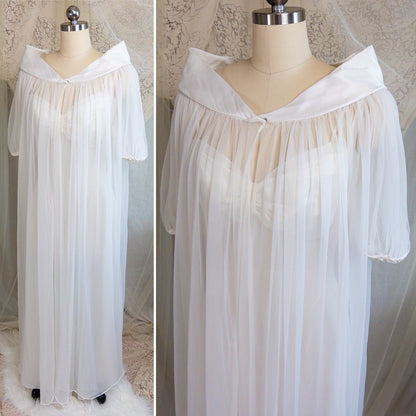 1950s Nightgown & Peignoir Set - White Nylon with Large Satin Bow Detail & Portrait Collar by Rogers | Small, Medium - Daggers & Dames