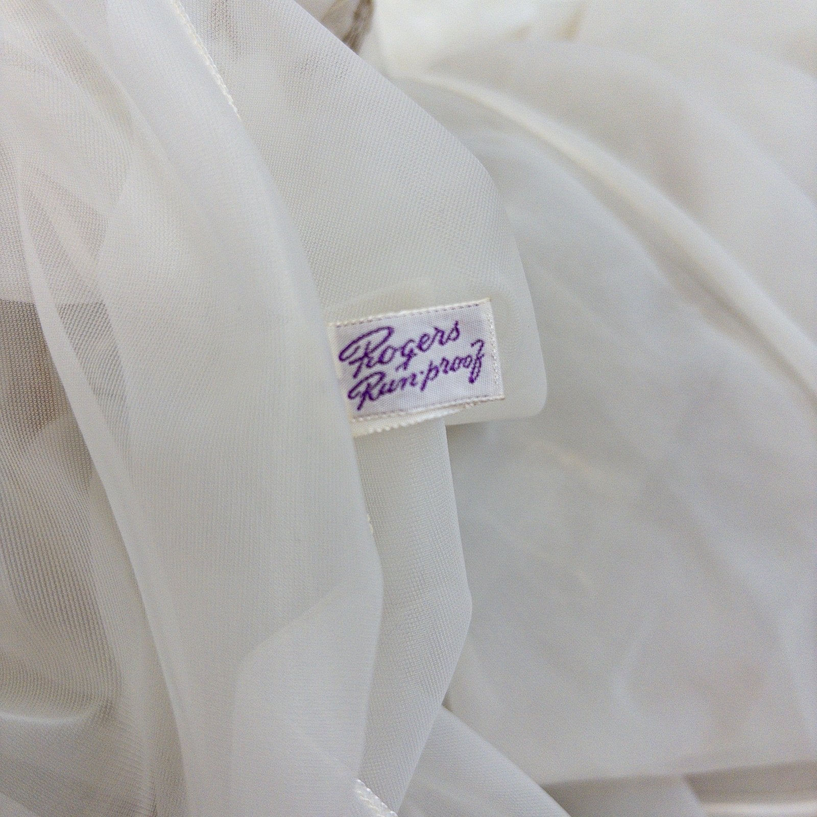 1960s Nightgown & Peignoir Set - White Nylon Chiffon with Gold Metallic Floral Print by Rogers | Medium - Daggers & Dames