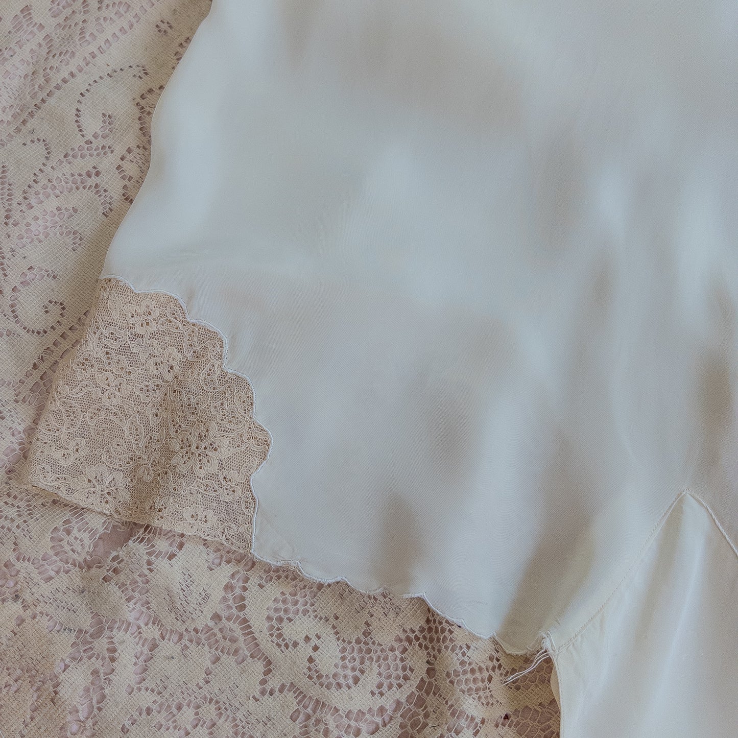 1940's Tap Pants - Bright White Rayon with Ecru Lace | Small