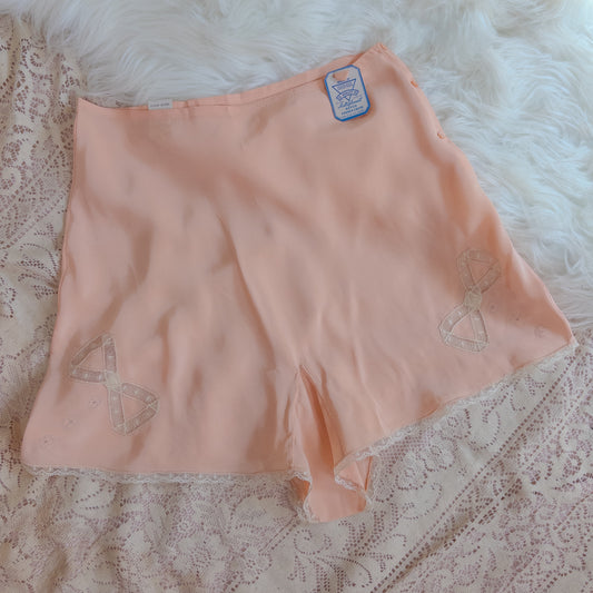 1940's Tap Pants - Hand Stitched Blush Pink Rayon Crepe with Ivory Lace Bows - New with Tags | Small, Medium