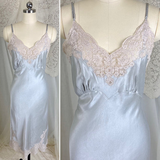 Vintage 1930's Dove Gray Silk Satin with ivory Lace Appliqués by Chevette, Size M, LG