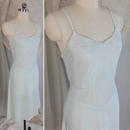 1940's Slip - Mint Green Cold Rayon with Bow Embroidery by Corette | Small, Medium