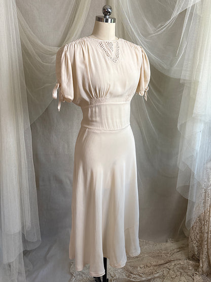 Vintage 1940's Dress - Buttermilk White Silk Crepe with Open Back | S